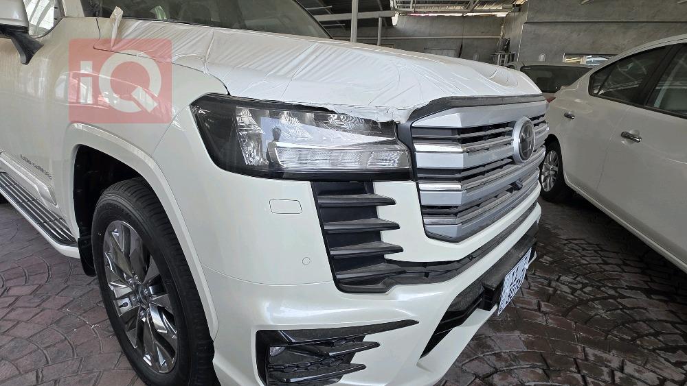 تويوتا لاندكروزر